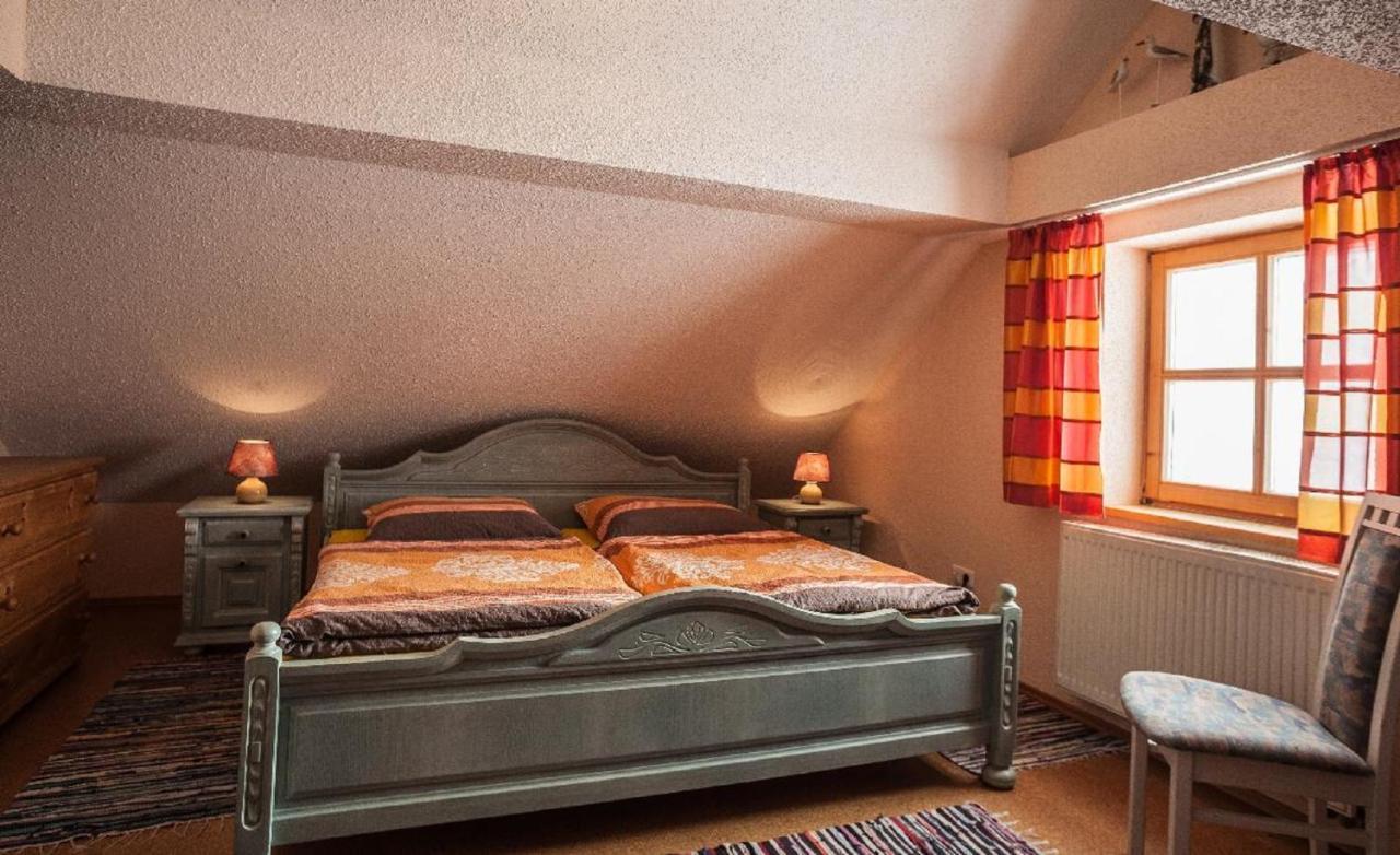 Ferienwohnung Sigi'S Waldhaus Нойшёнау Экстерьер фото